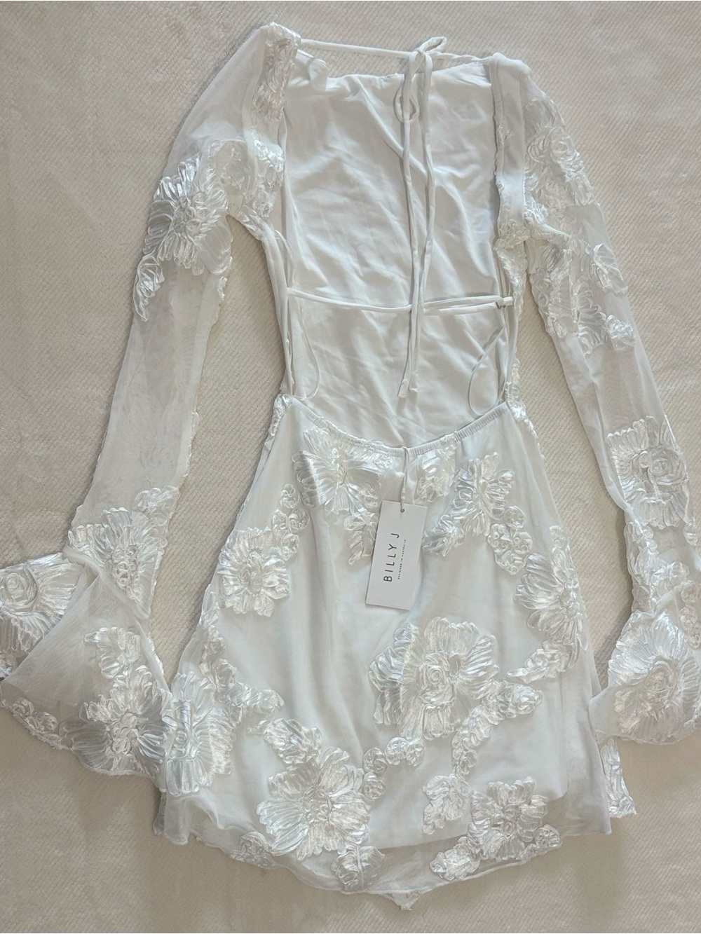 Billlyj White Floral Lace Long Sleeve Mini Dress